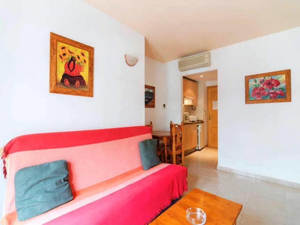 Vicenta Apartaments Torremolinos Exterior foto