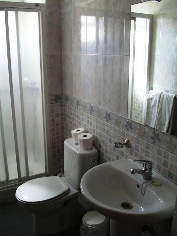 Vicenta Apartaments Torremolinos Exterior foto